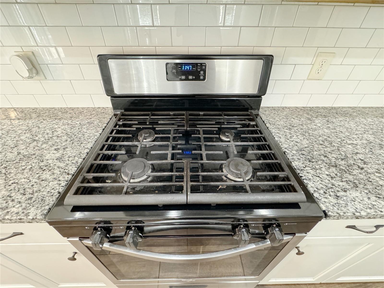 WATERSIDE/JOHNS LK-PH 2A - Residential Lease