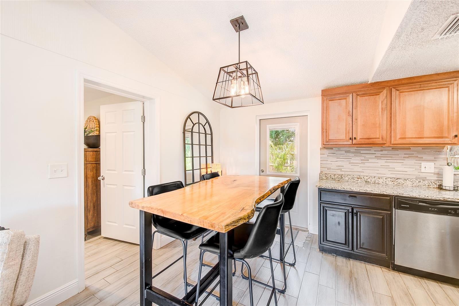 3144 JOHNS PARKWAY