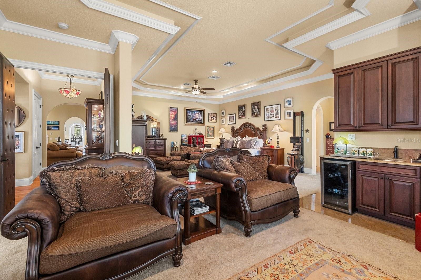 POSTAL GROVES - Residential