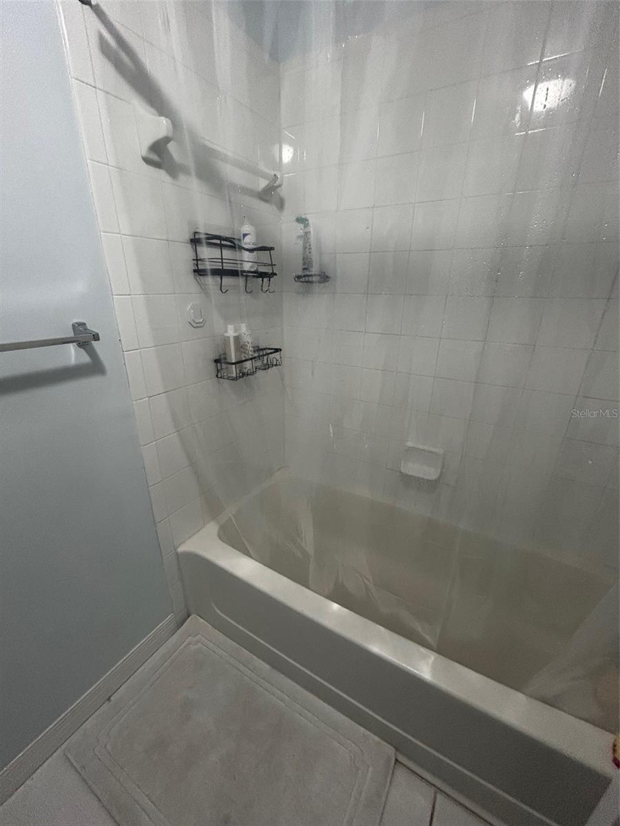 LAS PALMAS OF SARASOTA - Residential Lease