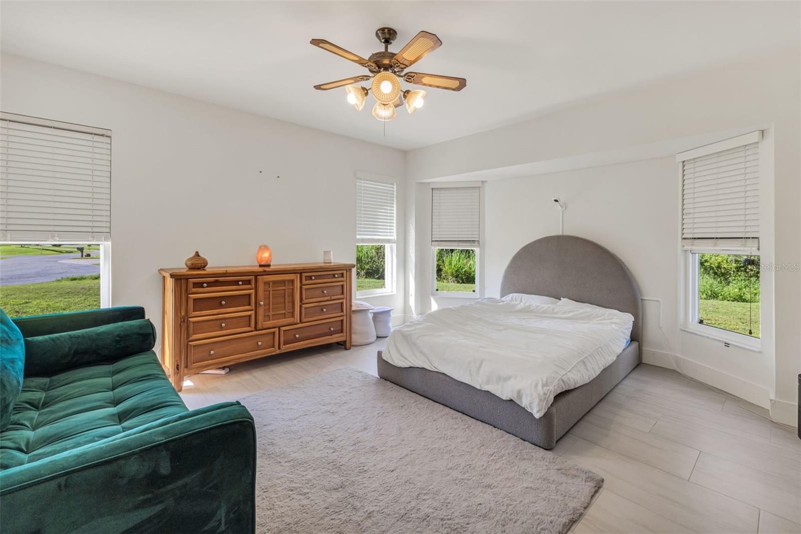 WARM MINERAL SPGS - Residential