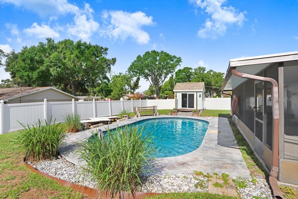 901 STRAWBERRY LANE