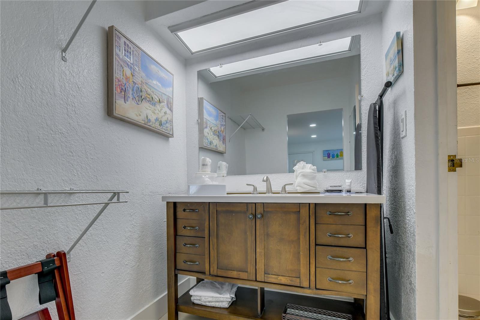 7150 N TAMIAMI TRAIL C216, SARASOTA, FL, 34243 1 7150 N TAMIAMI TRAIL C216