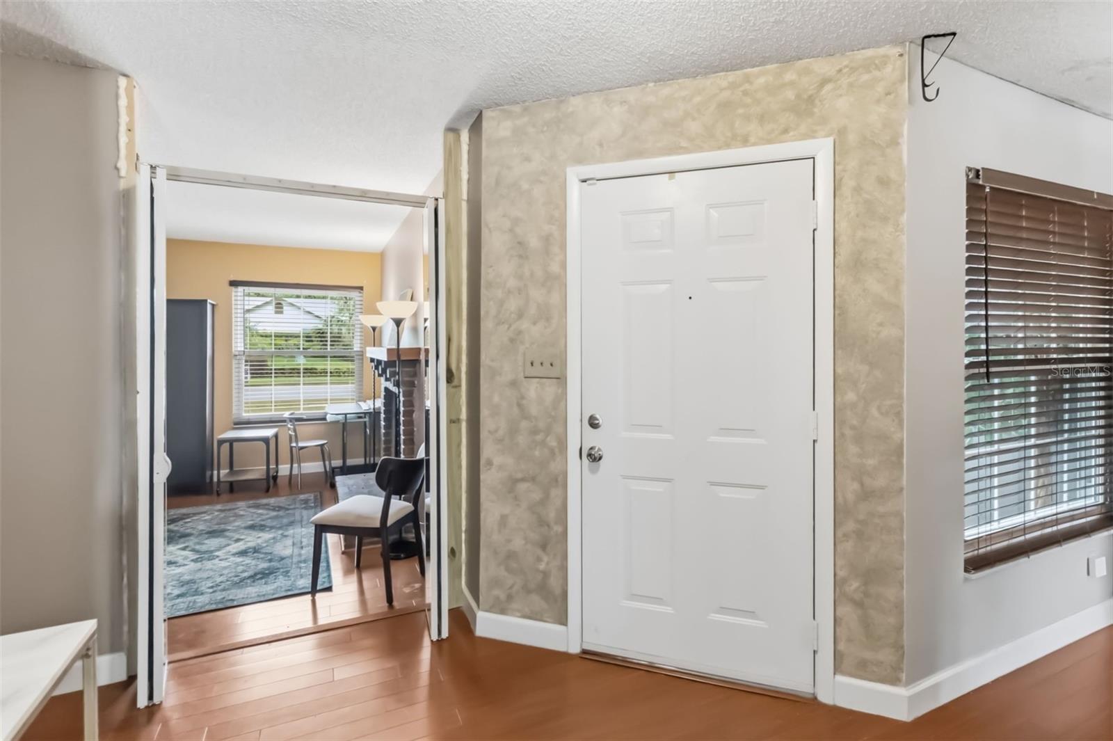 Casas a venda 1 - Jen Dantas 7832 BARBERRY DRIVE