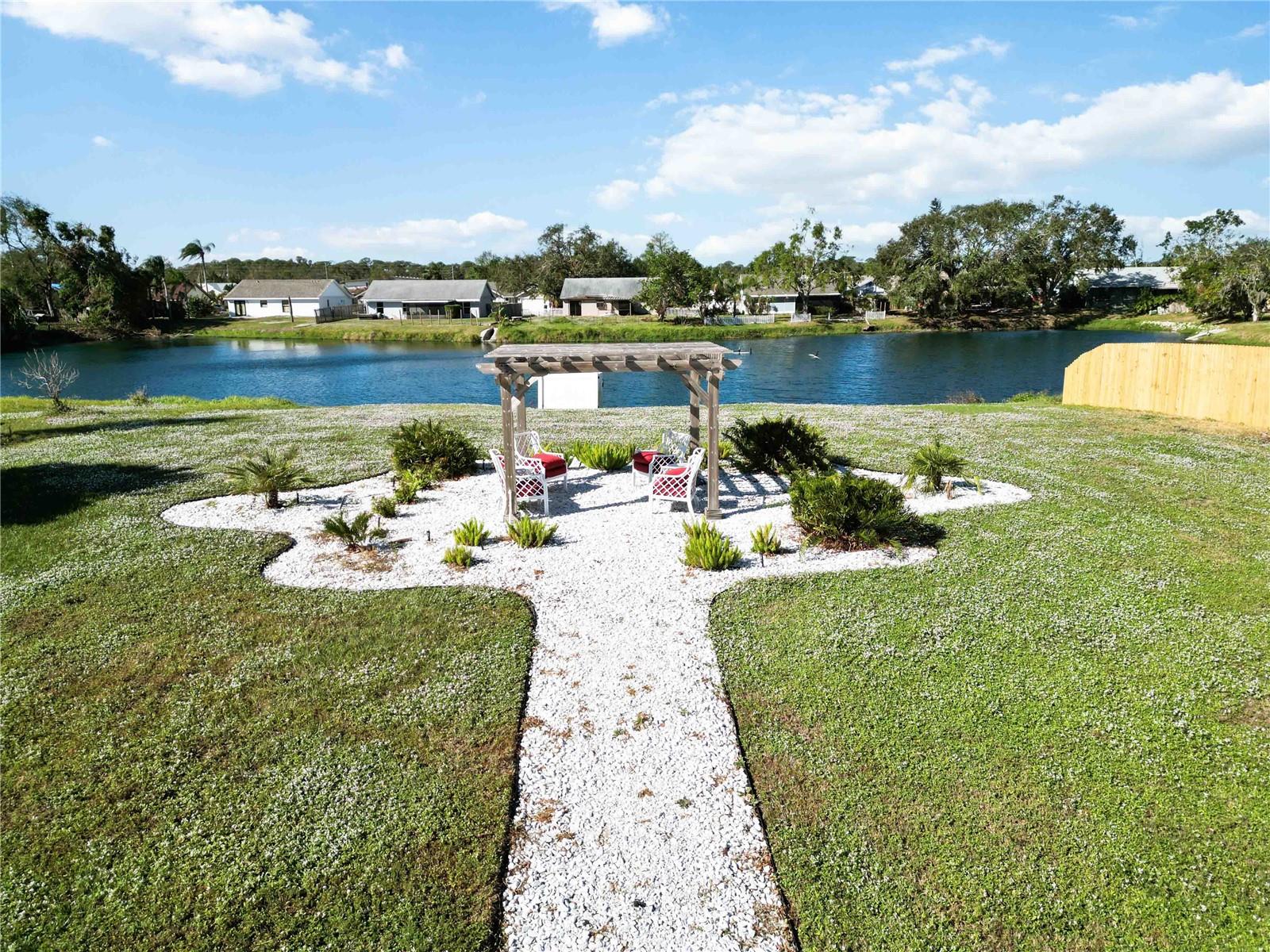 CENTRE LAKE - Residential Lease