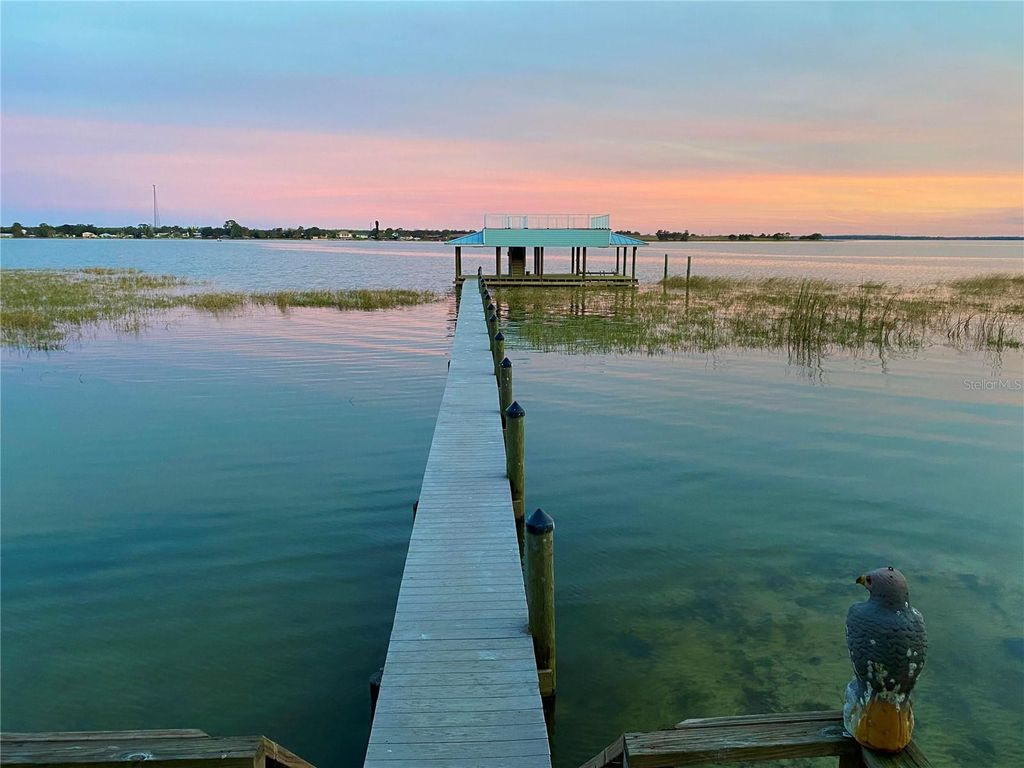 Photo of 424 Lake Mirror Drive, Lake Placid, FL 33852 (MLS # O6348952)