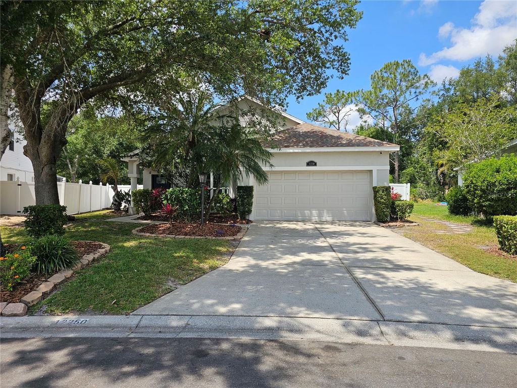 Photo of 12250 Hollybush Terrace, Lakewood Ranch, FL 34202 (MLS # A4692304)