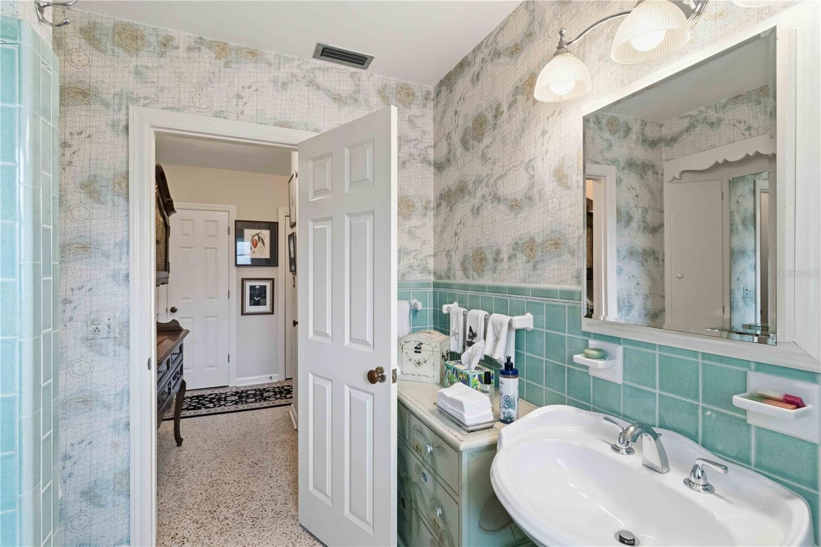 HIBISCUS PARK 1 - Residential