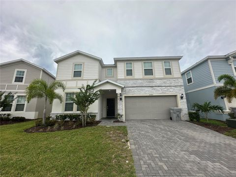 Photo of 2280 Lelani Circle, Davenport, FL 33897 (MLS # O6344168) Photo of 2280 Lelani Circle, Davenport, FL 33897 (MLS # O6344168)