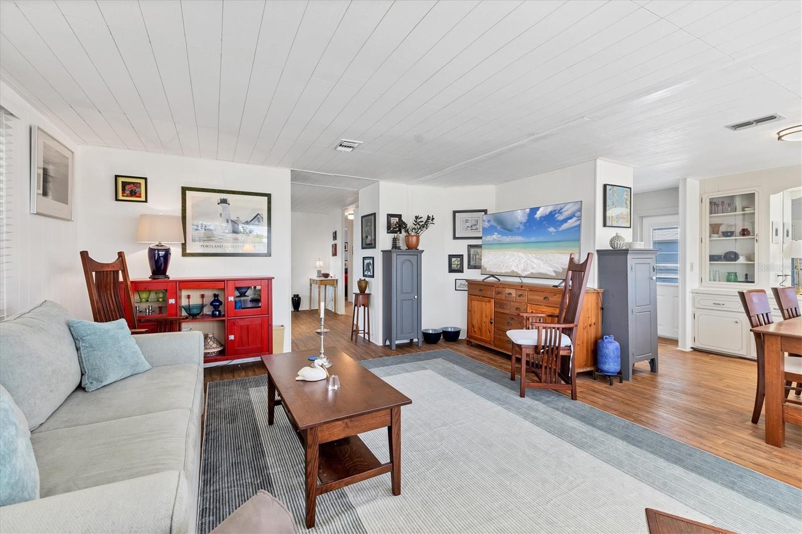 VENICE ISLE - Residential