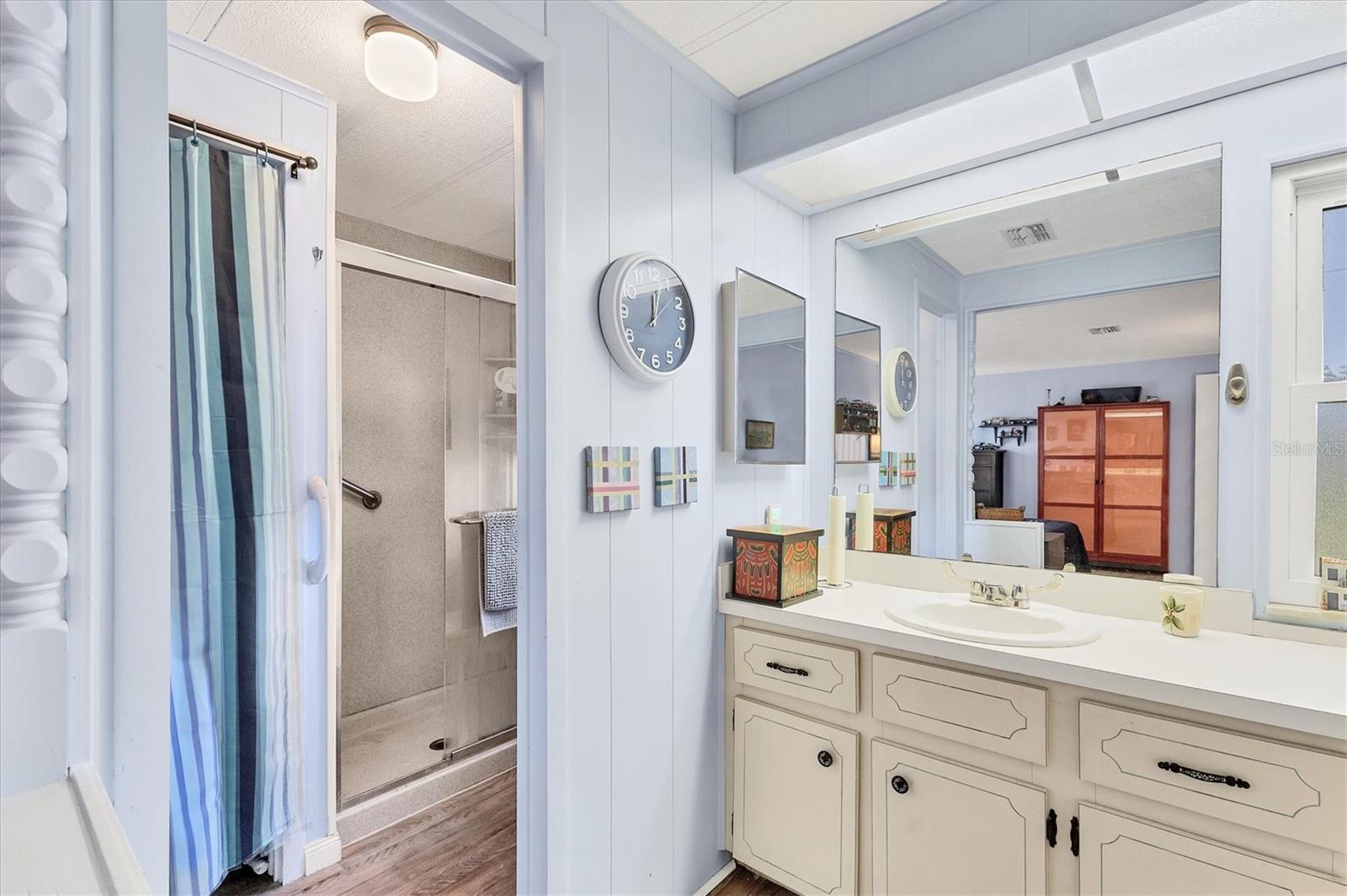 VENICE ISLE - Residential