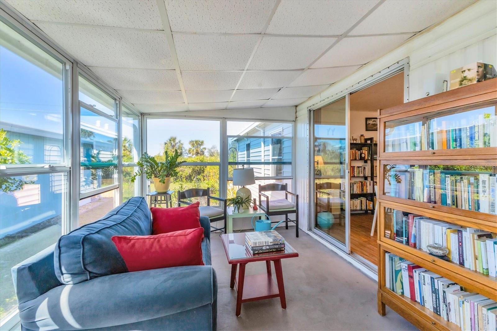 VENICE ISLE - Residential