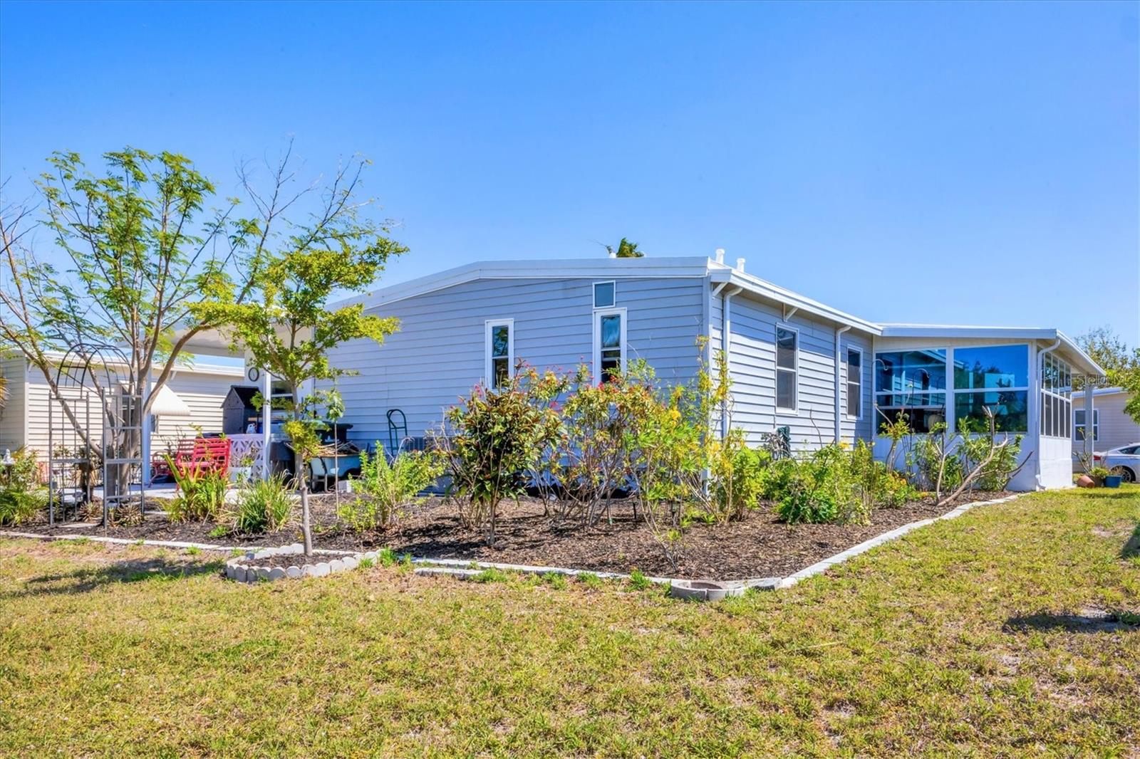 VENICE ISLE - Residential