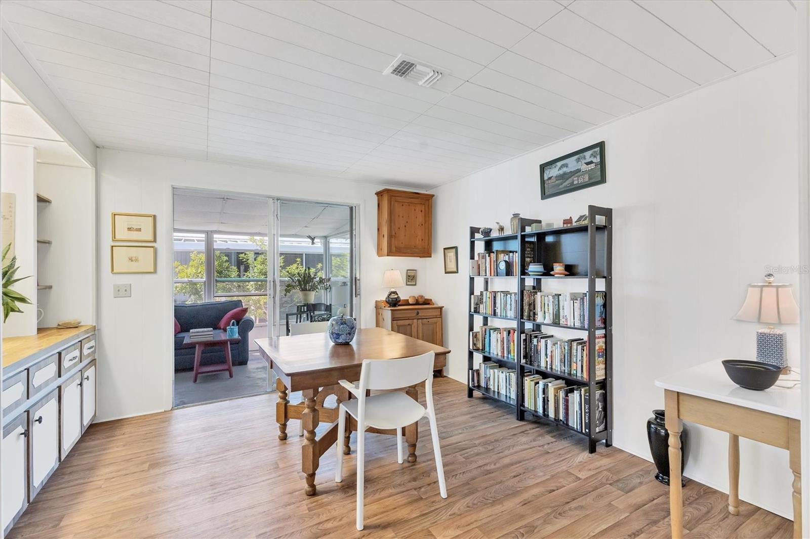 VENICE ISLE - Residential