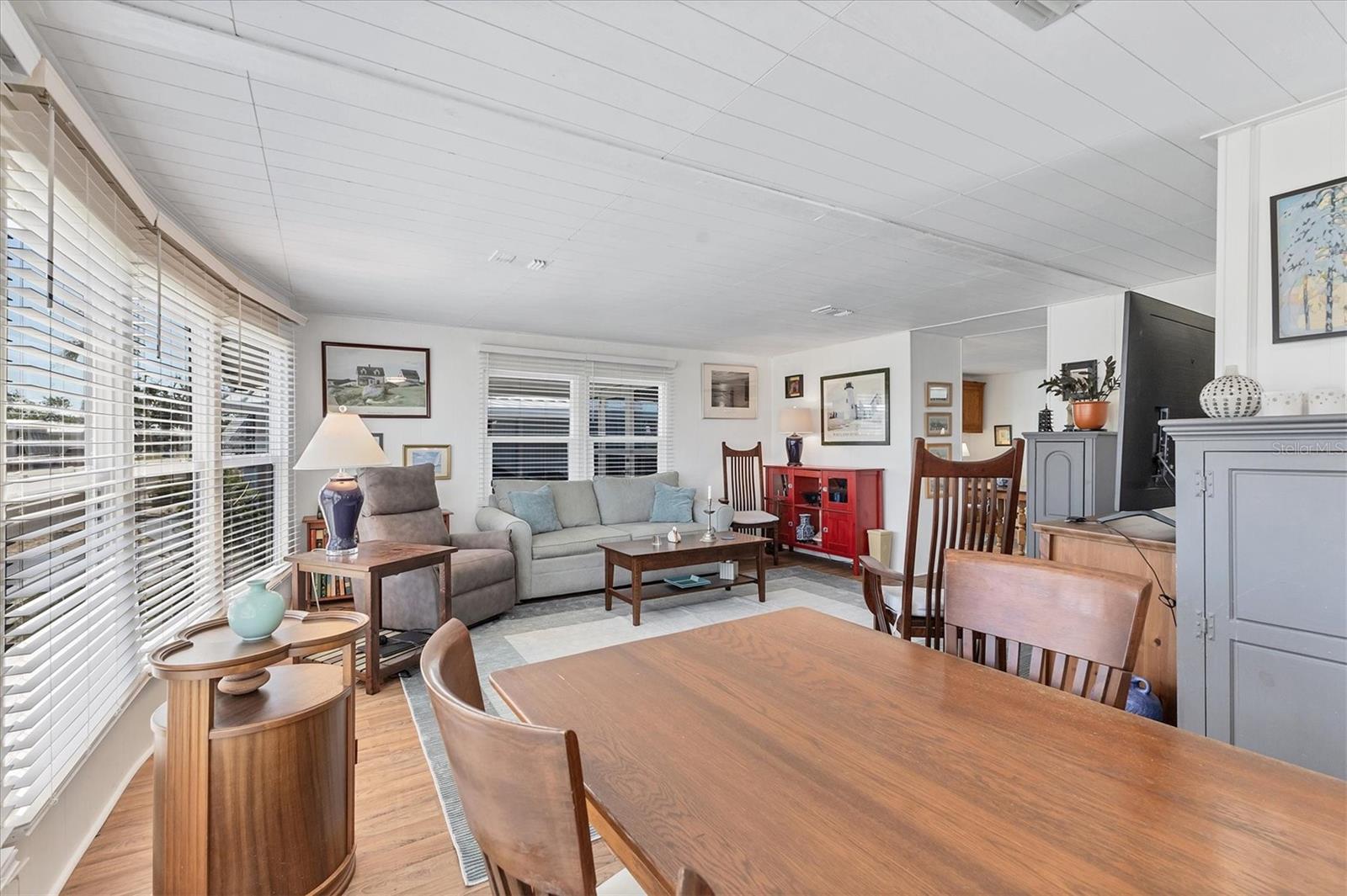 VENICE ISLE - Residential