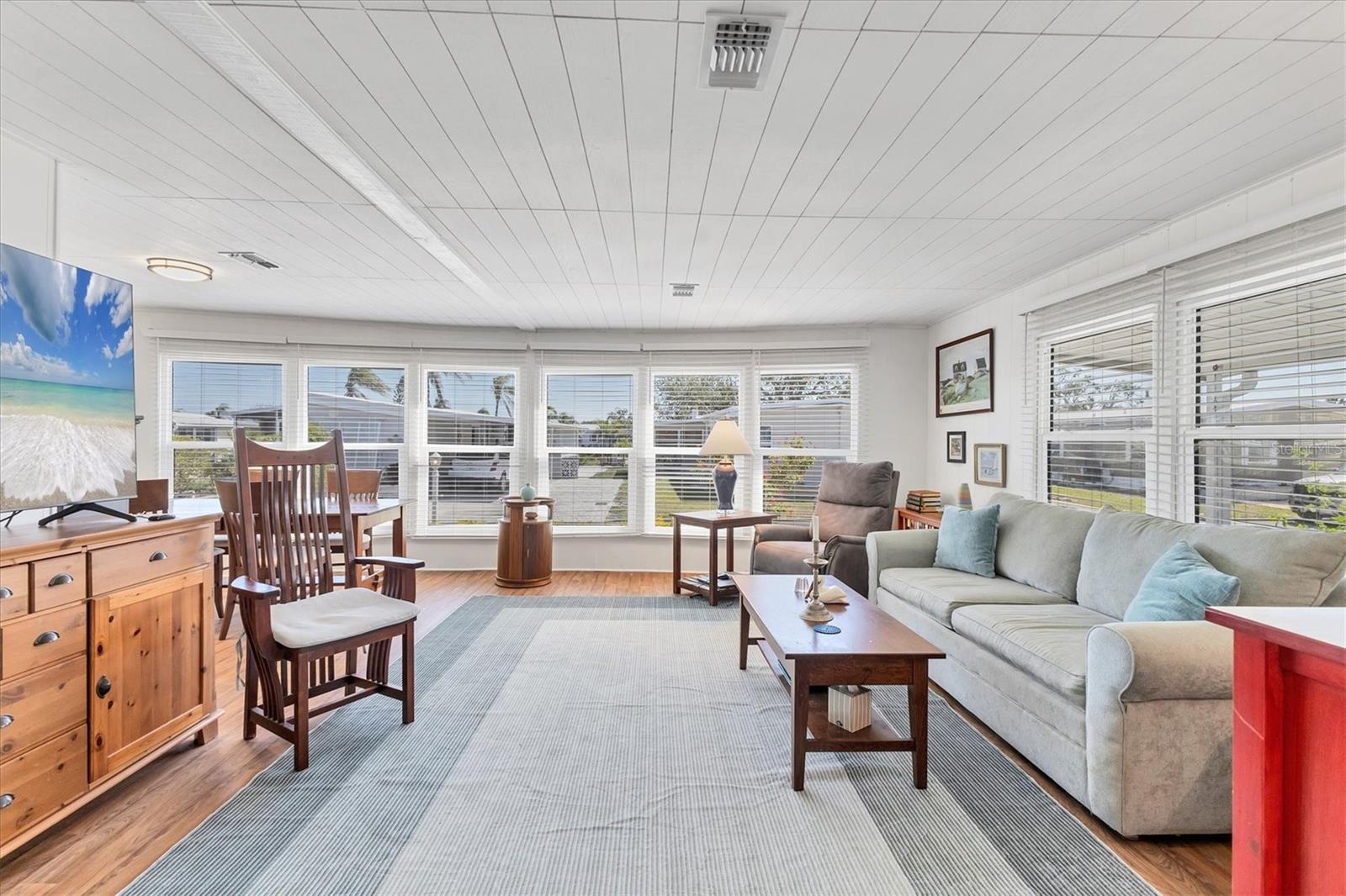 VENICE ISLE - Residential