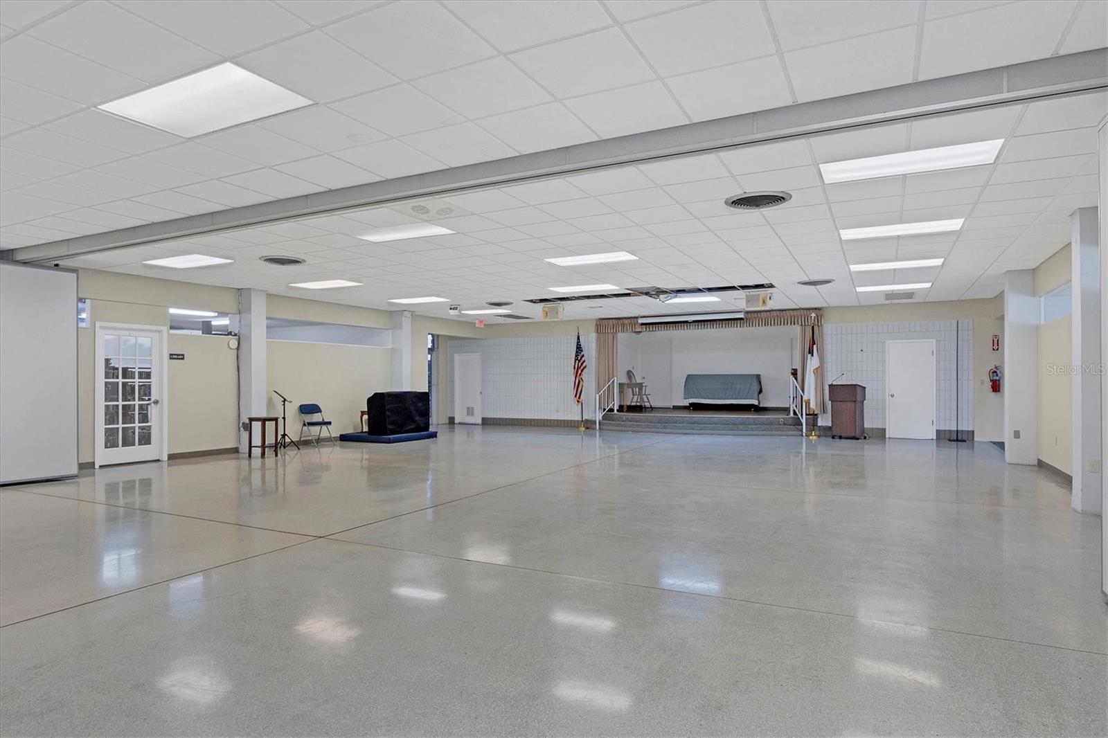 VENICE ISLE - Residential