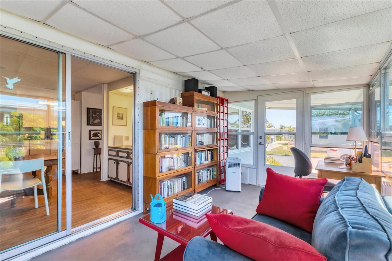 VENICE ISLE - Residential