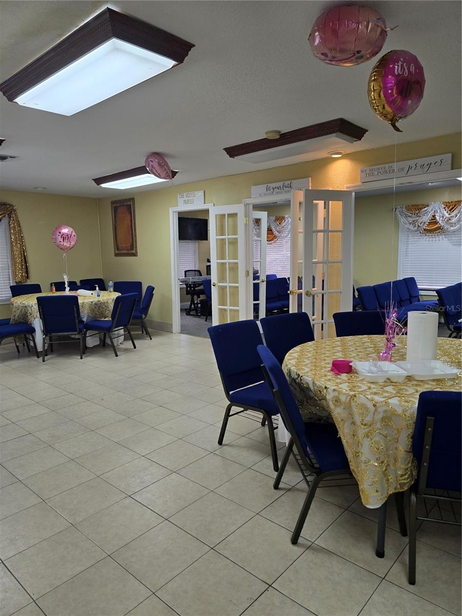 WINDTREE PROFESSIONAL CENTER PH 01 - Commercial Sale