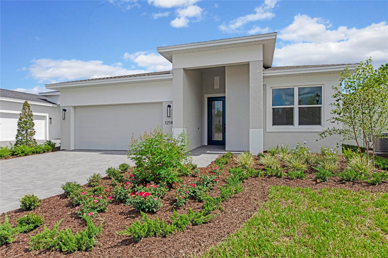 1258 VENICE COURT