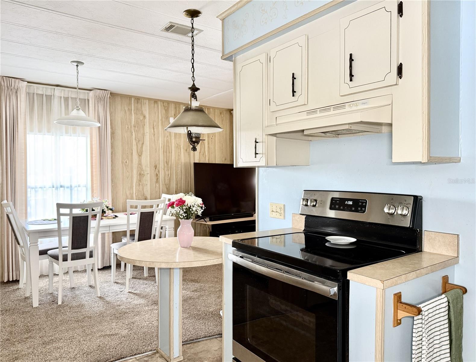 TIPPECANOE VILLAGE - Residential