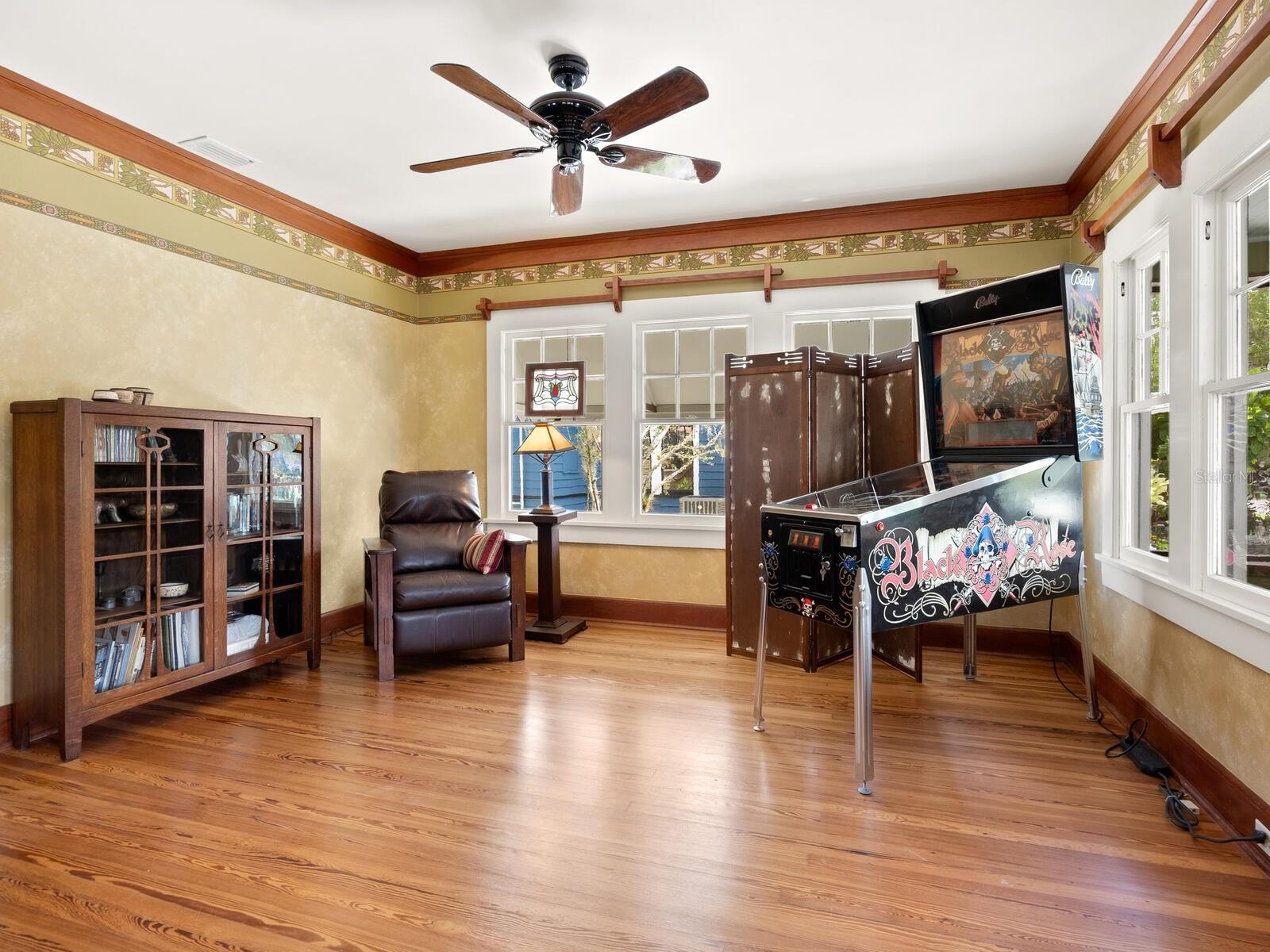 E D SCROGINS SUB - Residential