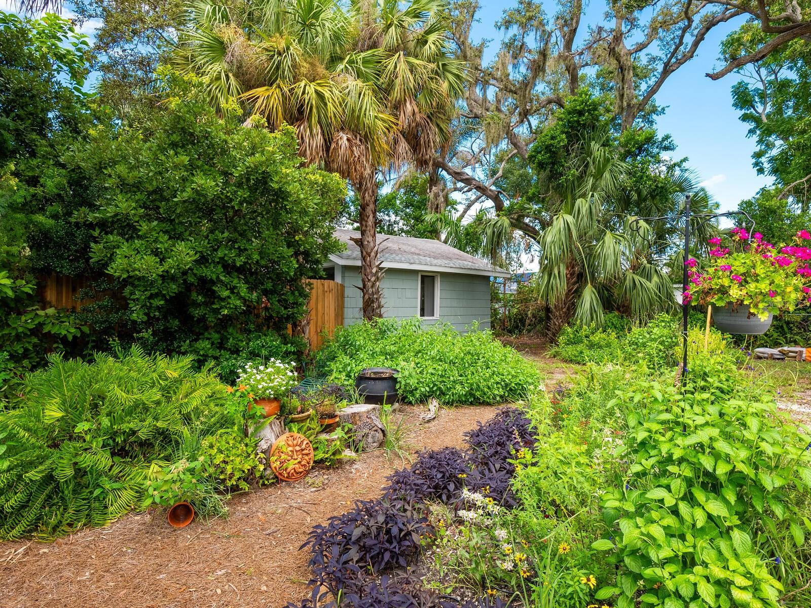 E D SCROGINS SUB - Residential