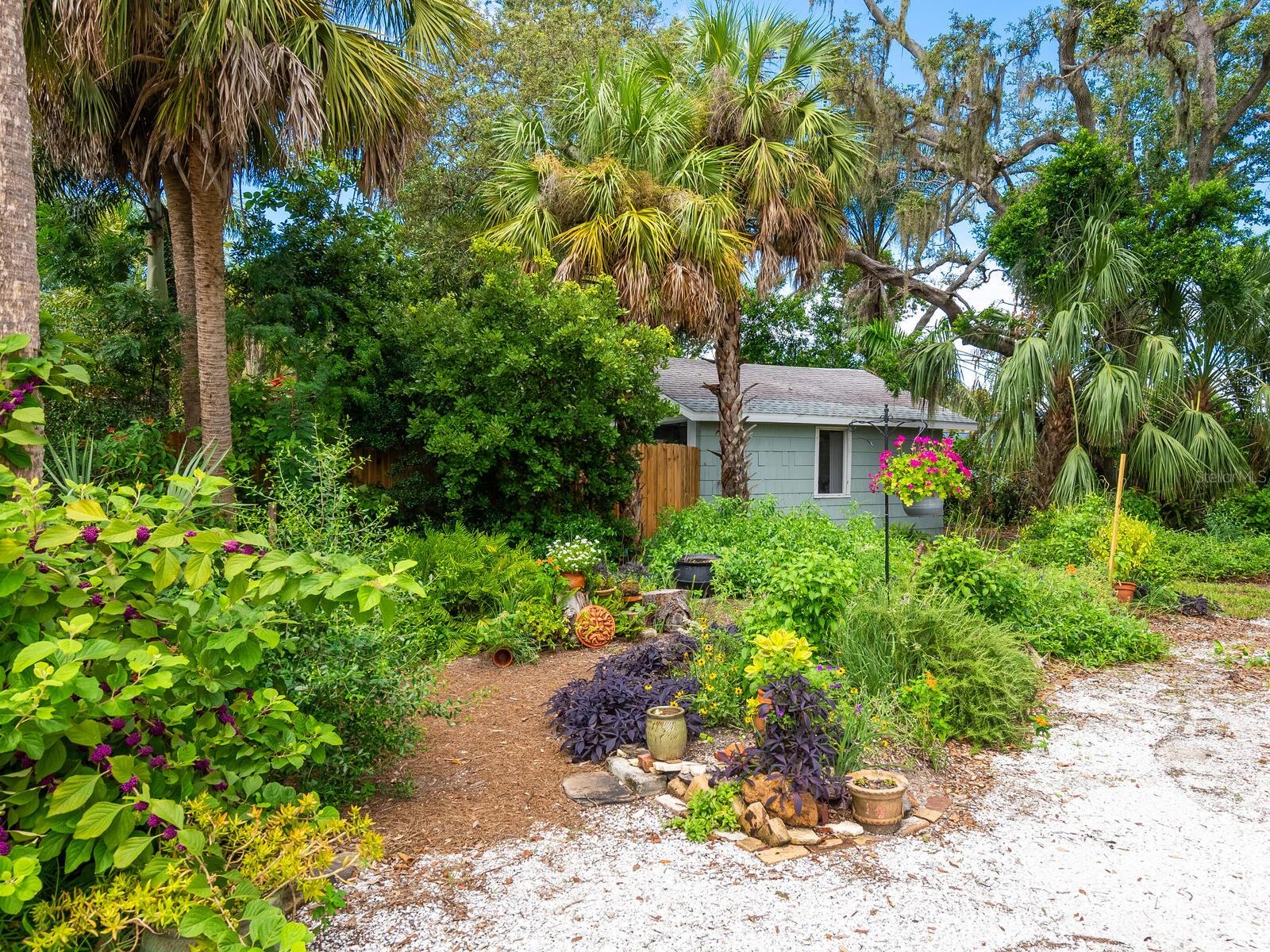 E D SCROGINS SUB - Residential