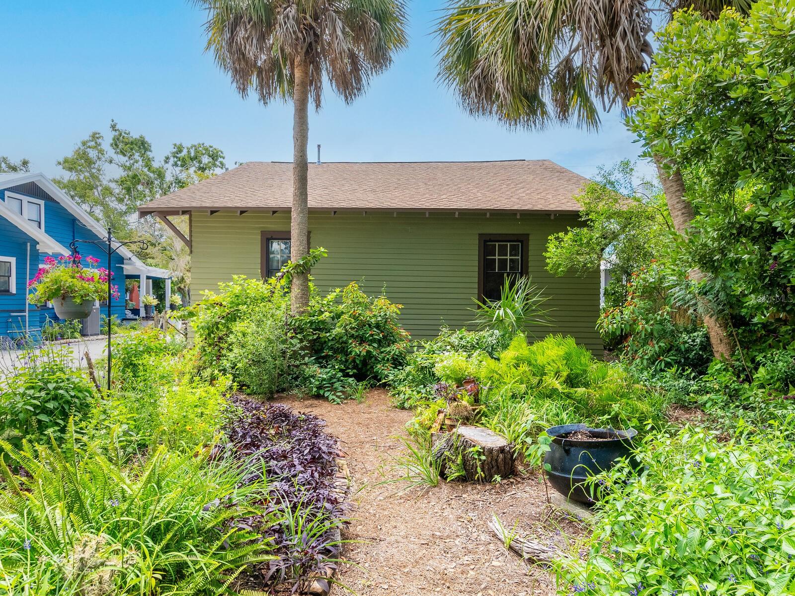 E D SCROGINS SUB - Residential