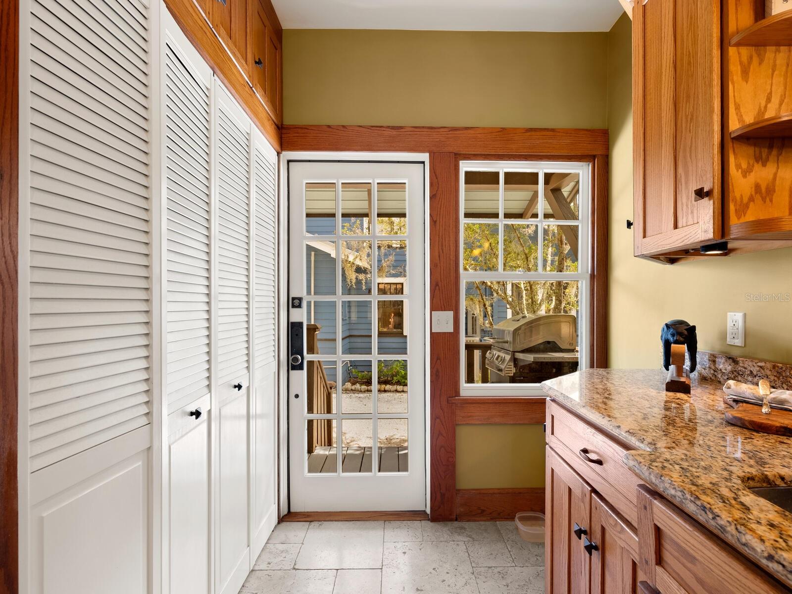 E D SCROGINS SUB - Residential