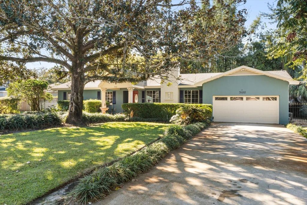 Photo of 3100 Harrison Avenue, Orlando, FL 32804 (MLS # O6371862)