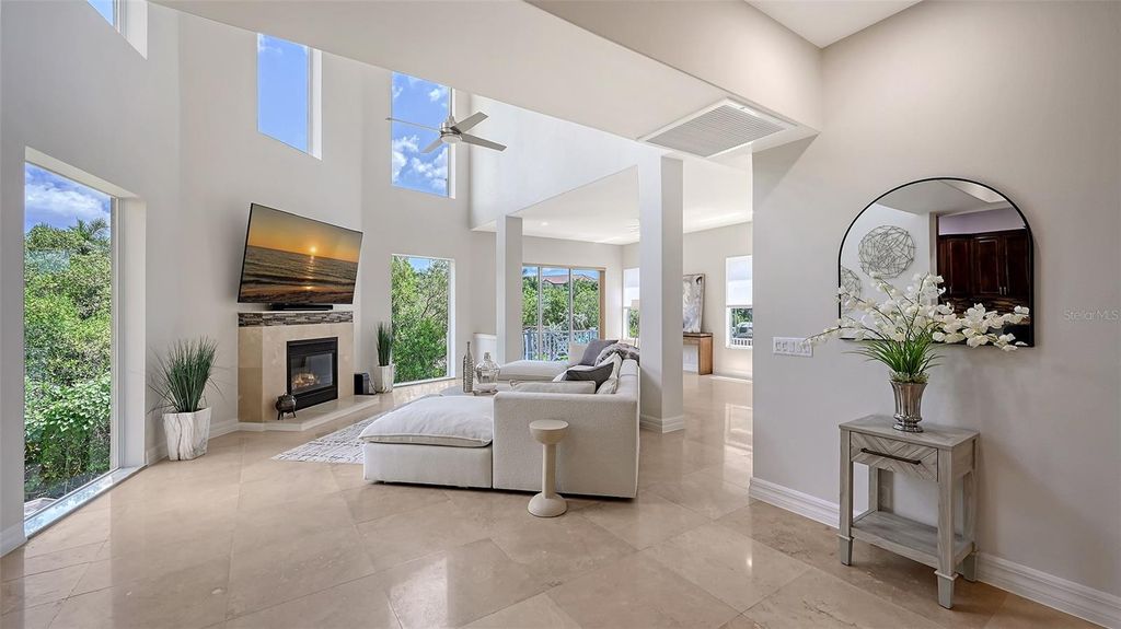 Photo of 7154 Hawks Harbor Circle, Bradenton, FL 34207 (MLS # A4660024)