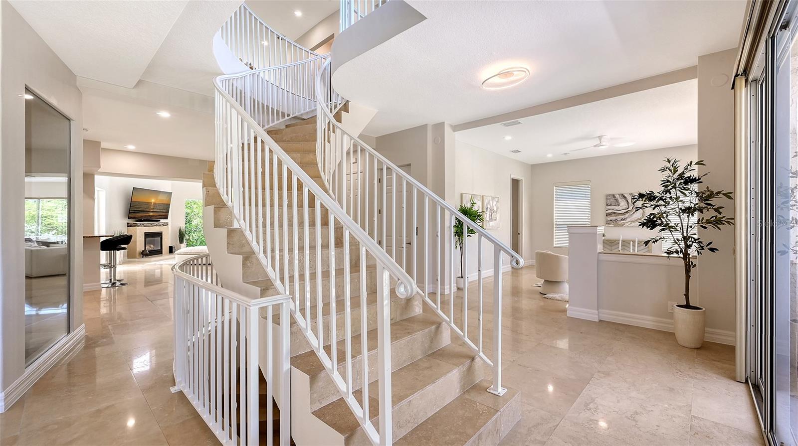 HAWKS HARBOR - Residential