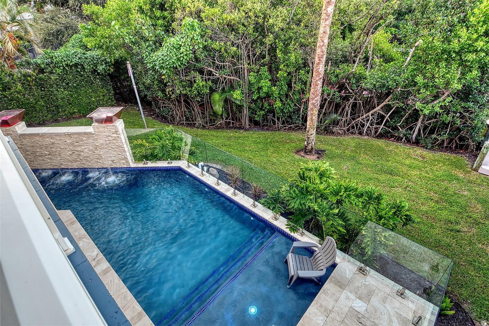 HAWKS HARBOR - Residential
