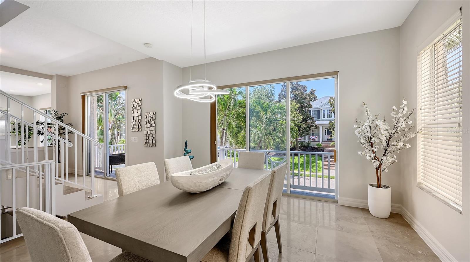 HAWKS HARBOR - Residential