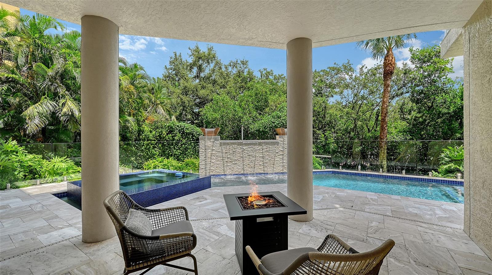 HAWKS HARBOR - Residential