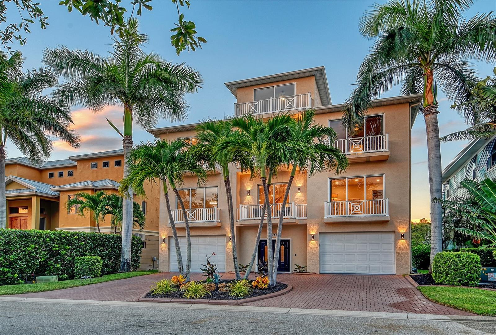7154 HAWKS HARBOR CIRCLE