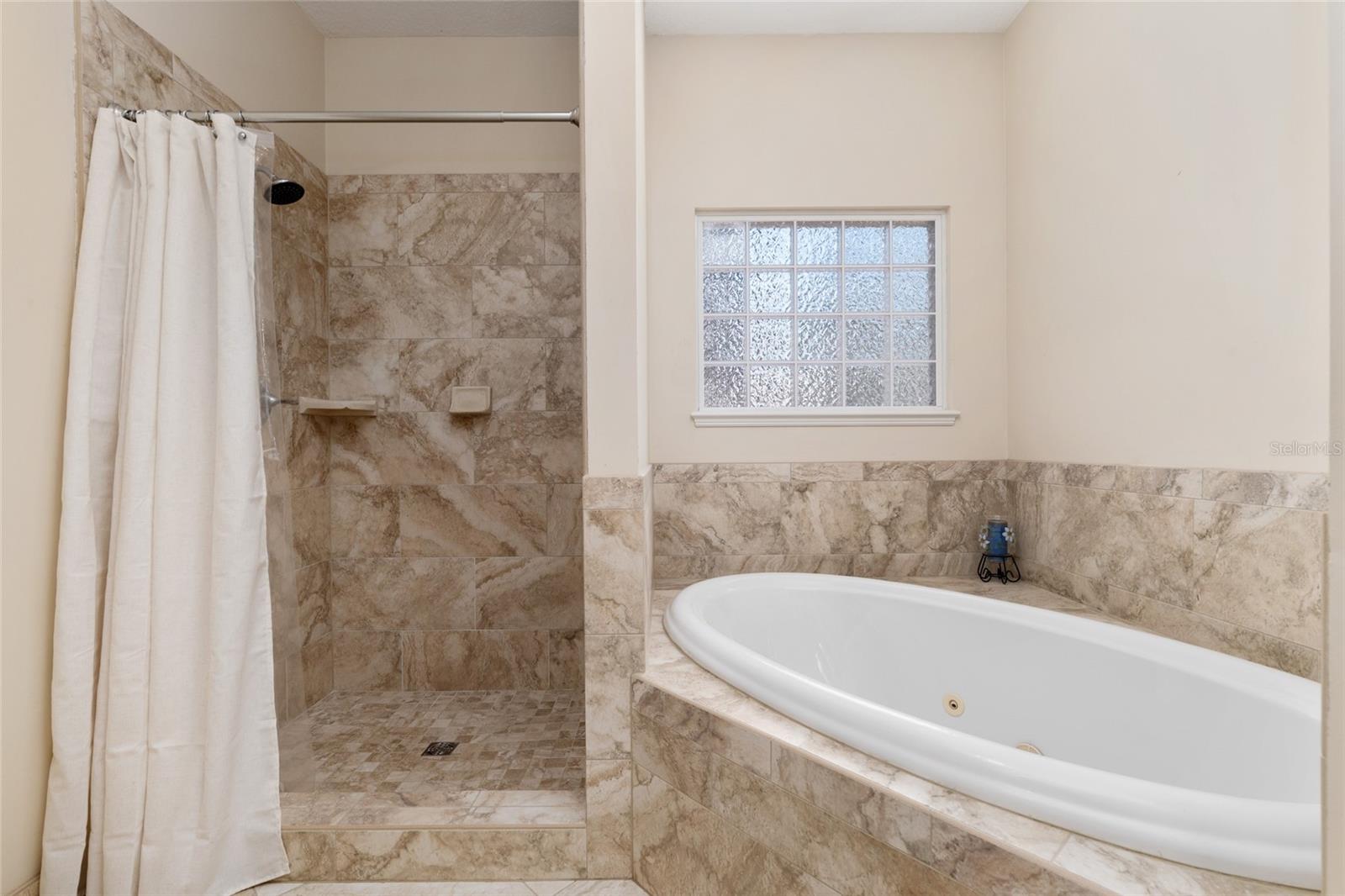 MENTONE - Residential