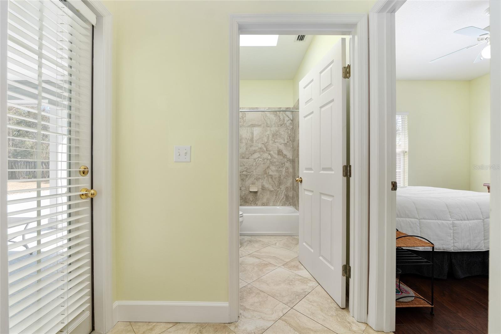 MENTONE - Residential