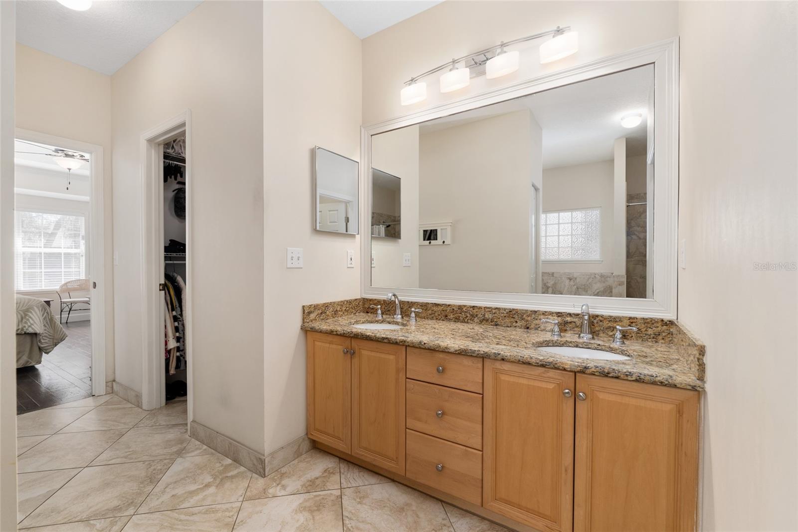 MENTONE - Residential