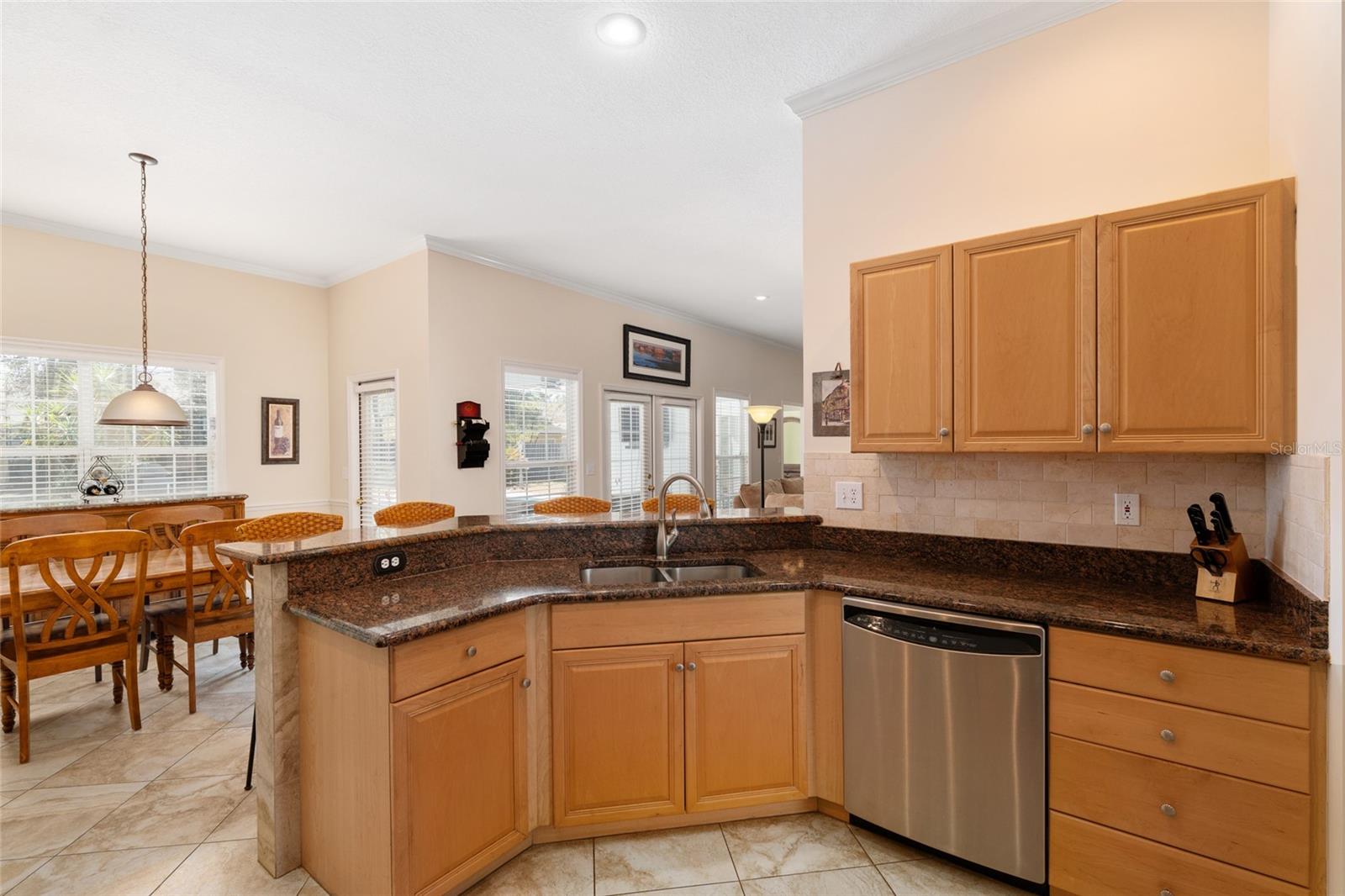 MENTONE - Residential