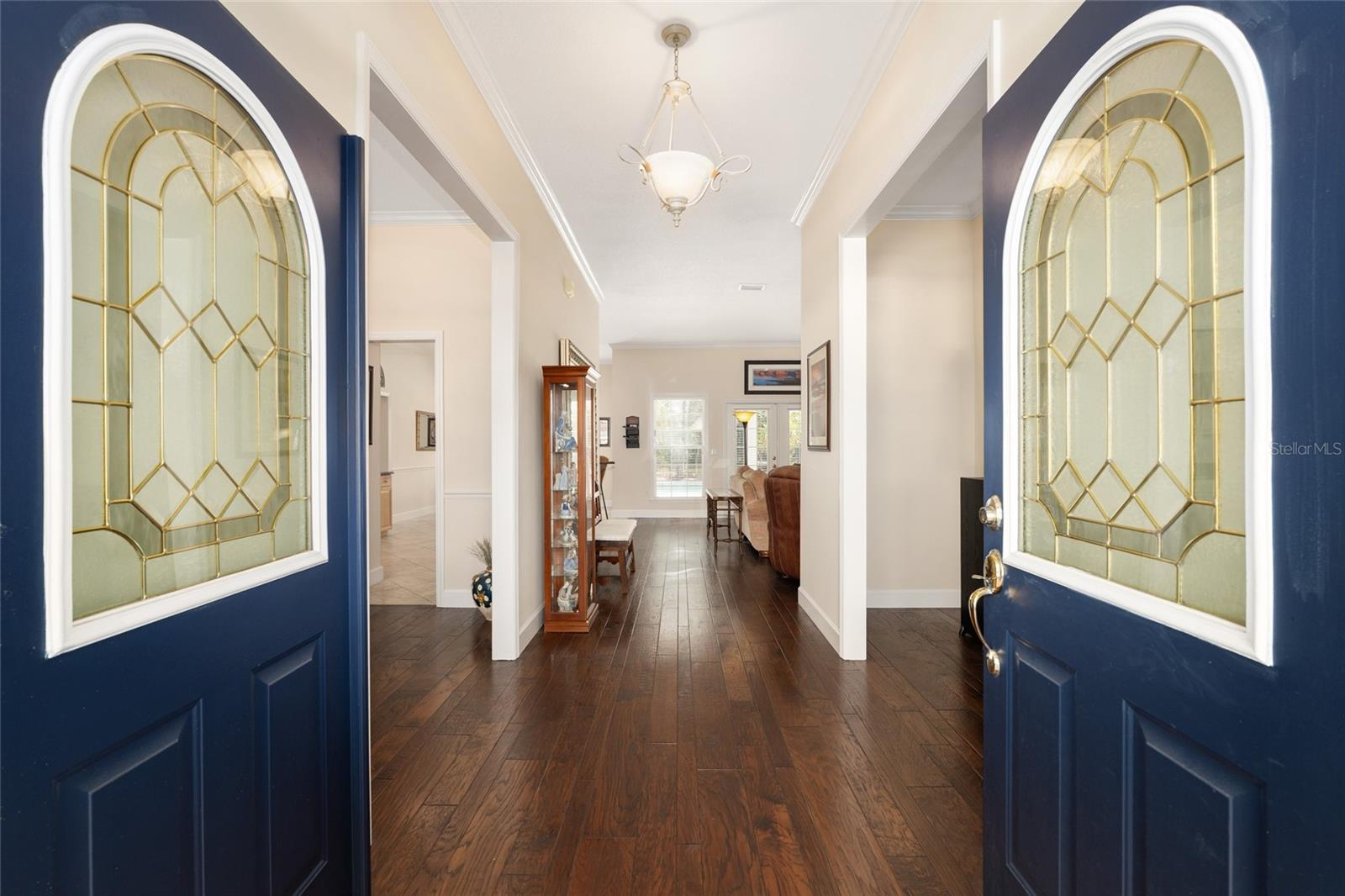 MENTONE - Residential