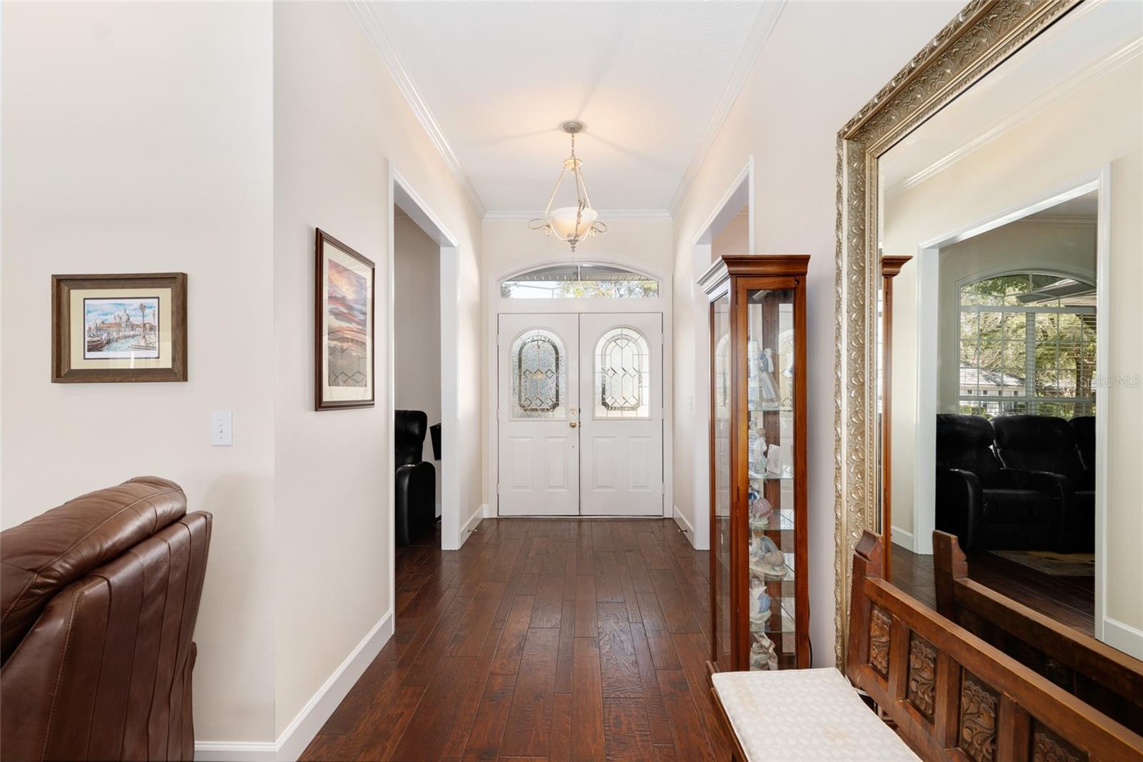 MENTONE - Residential