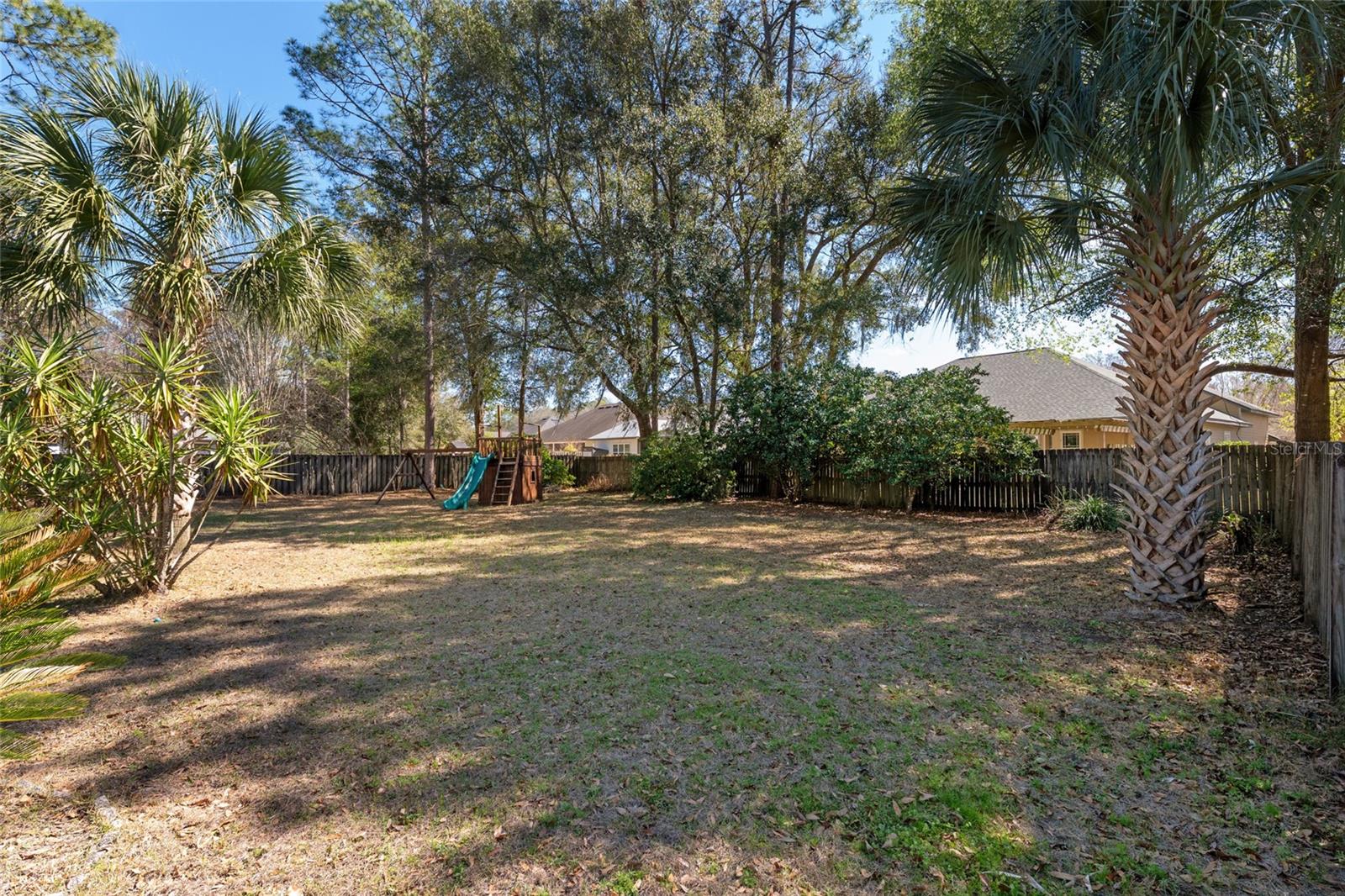 MENTONE - Residential