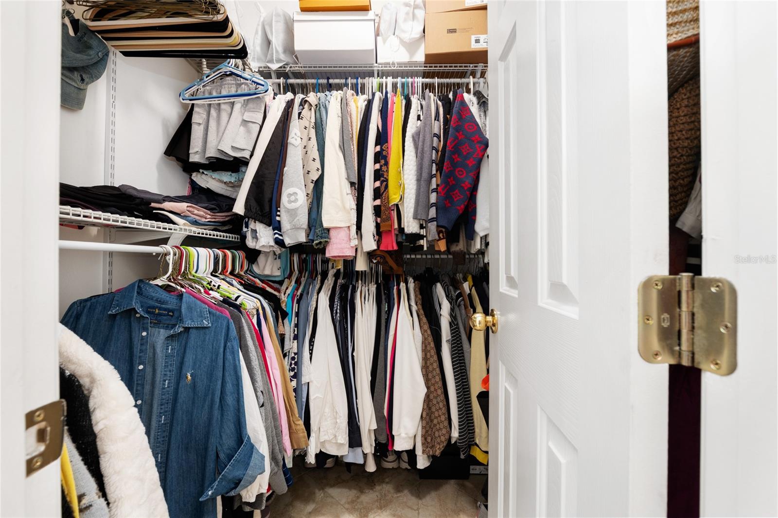 MENTONE - Residential