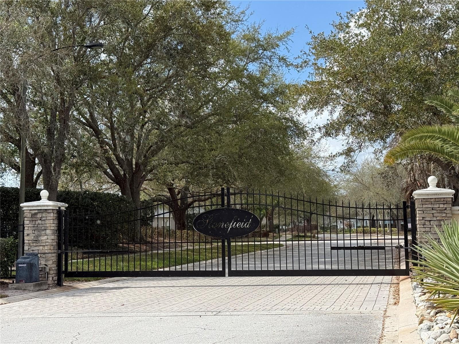 STONEFIELD - Residential