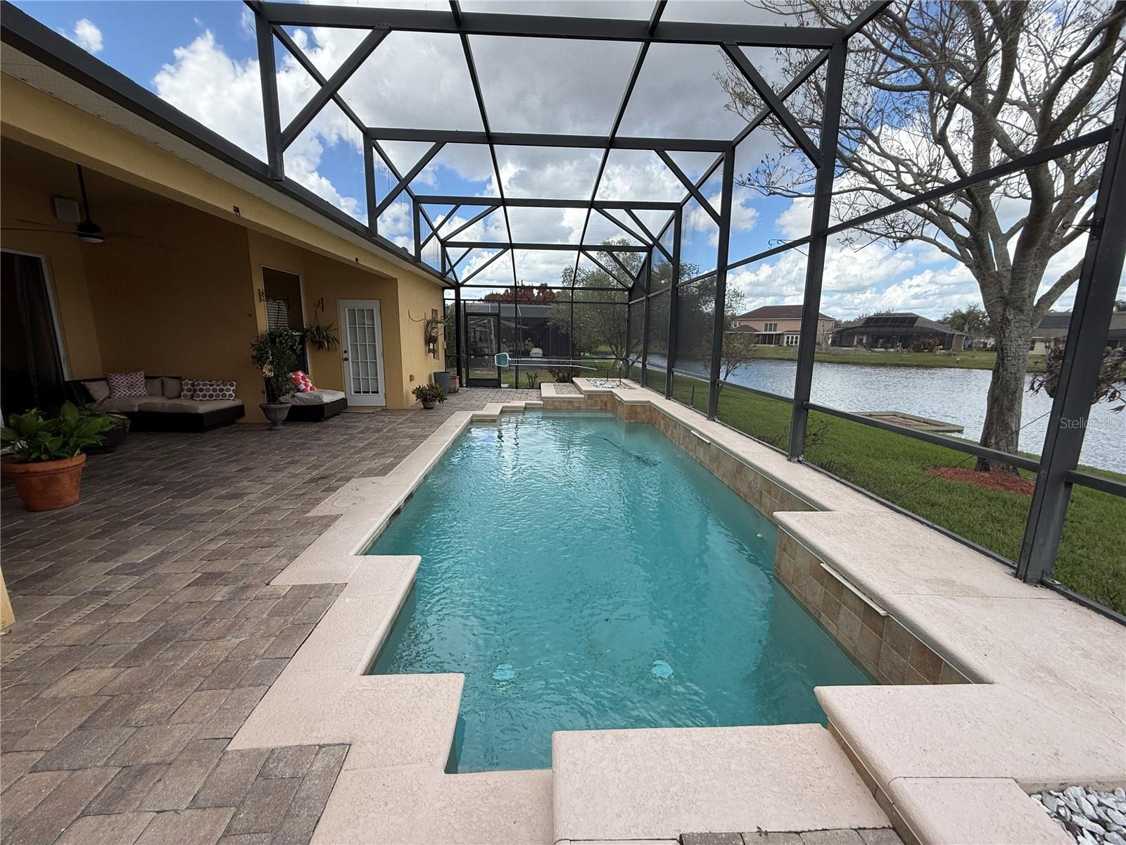 STONEFIELD - Residential