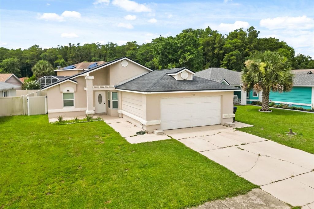 Photo of 948 Ocala Woods Lane, Orlando, FL 32824 (MLS # S5153520)