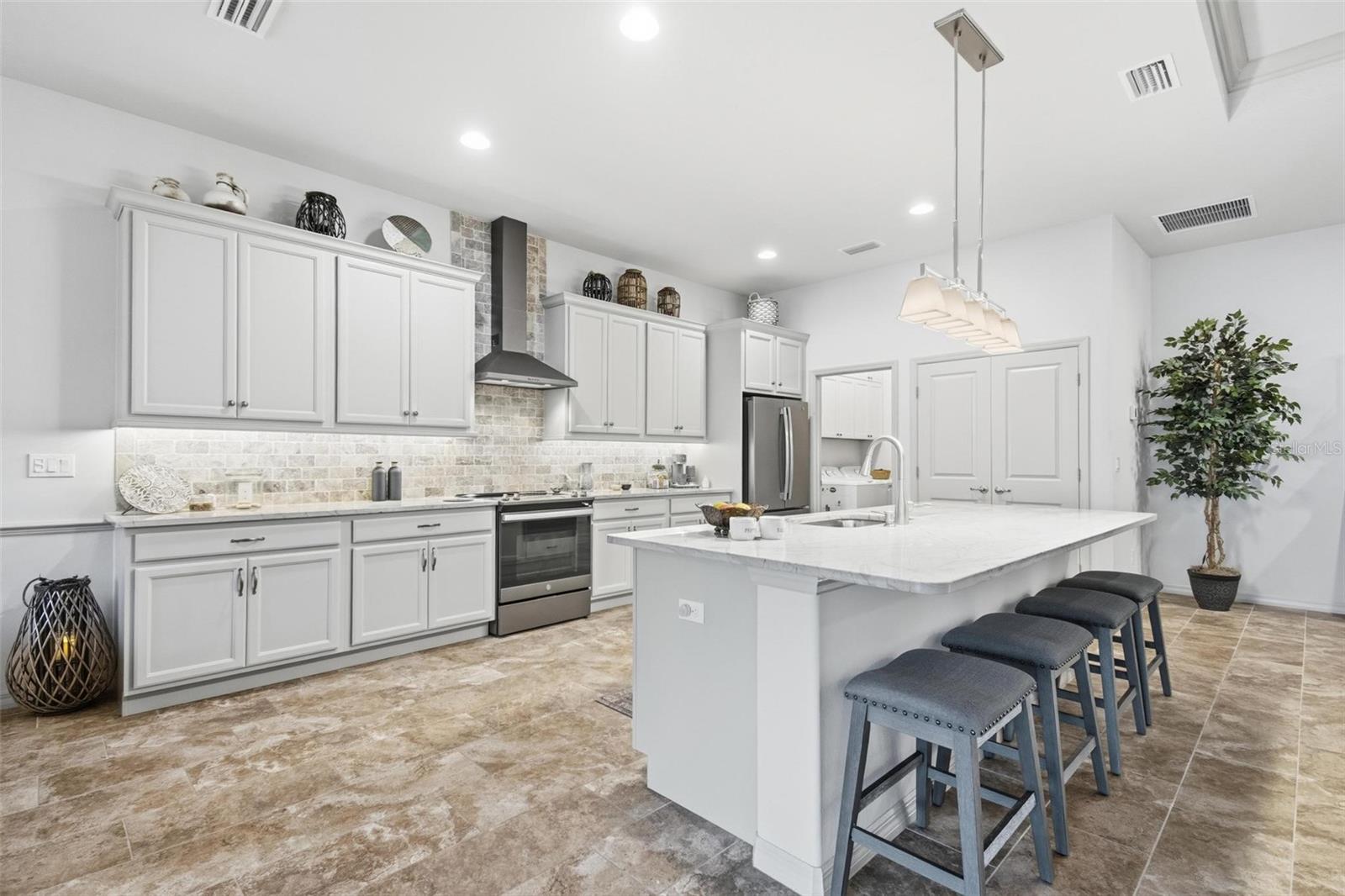 HIDDEN LAKES PH 1 - Residential