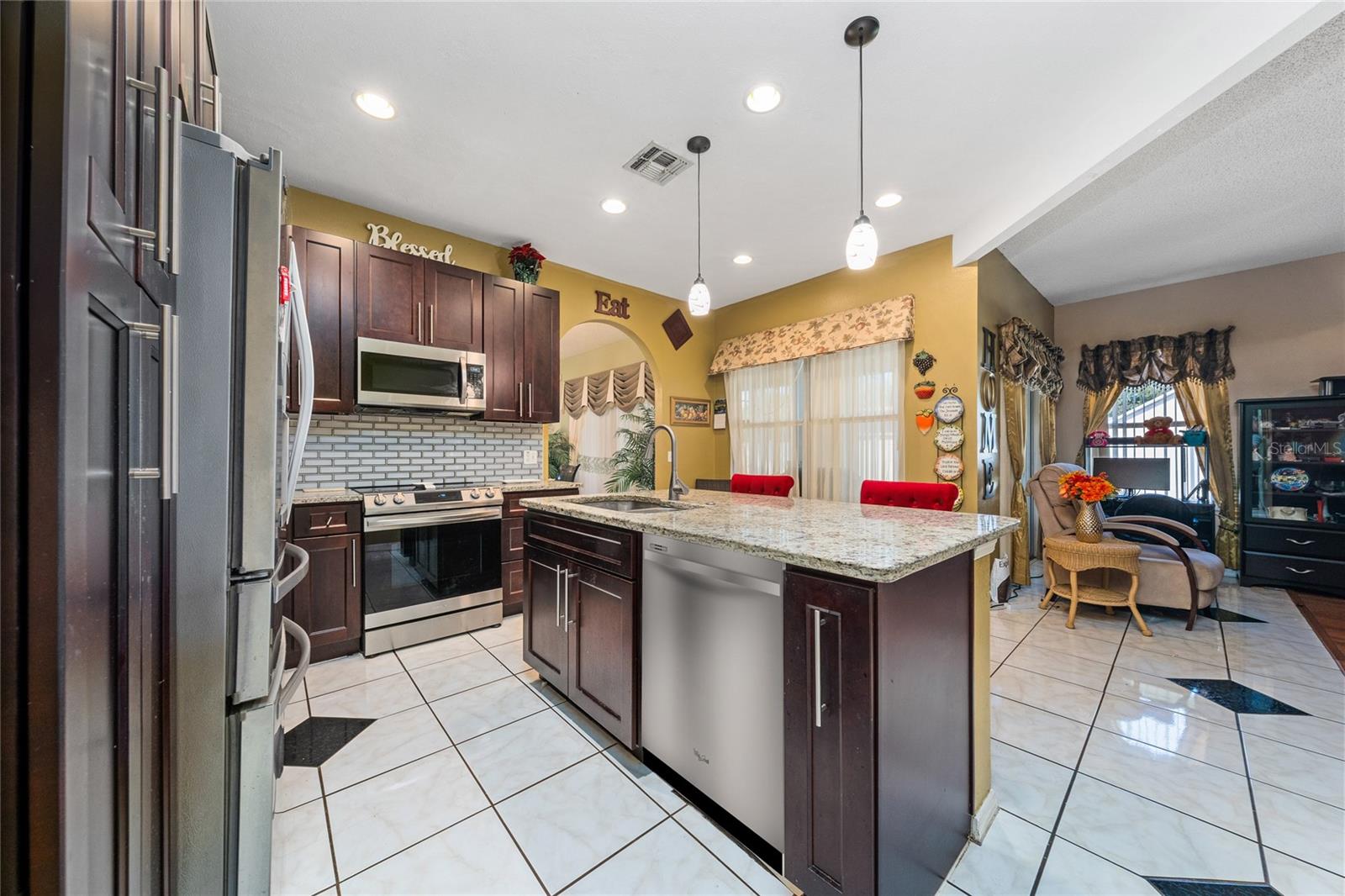 WILLOW BEND AT CRESCENT LAKES - Residential